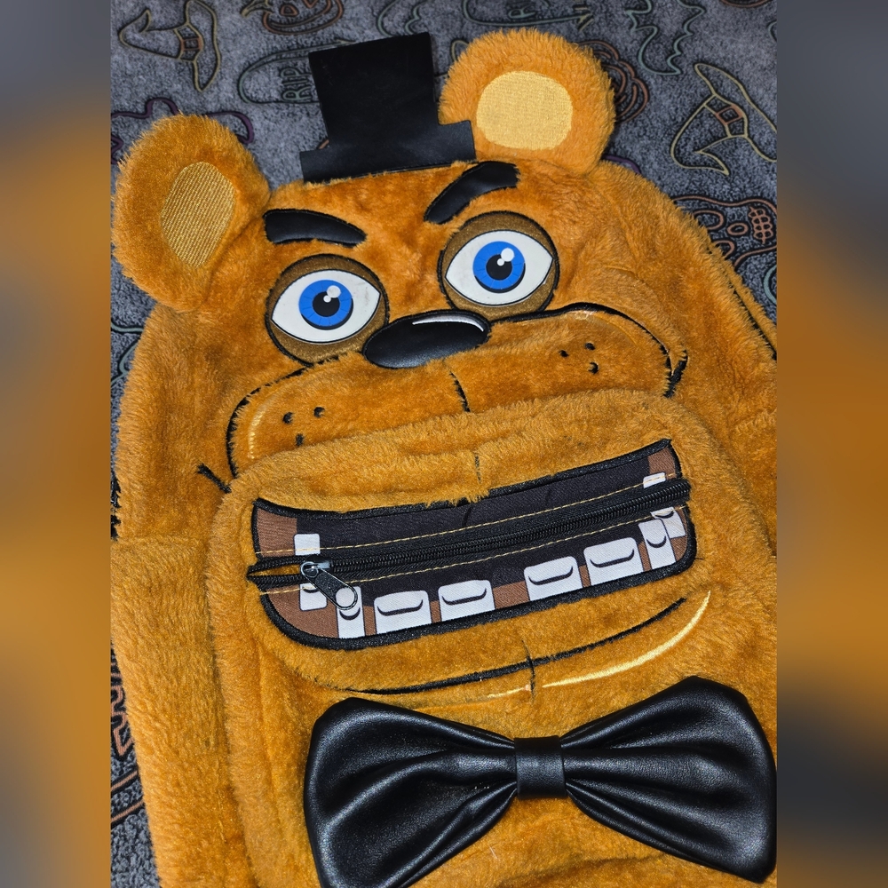 Freddy FazBear Backpack Five Nights at Freddy's Fuzzy Furry Brown FNAF - Picture 2 of 10